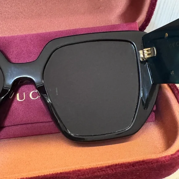 GUCCI GG0956S 001 Square Black Green 54 mm Women's Sunglasses